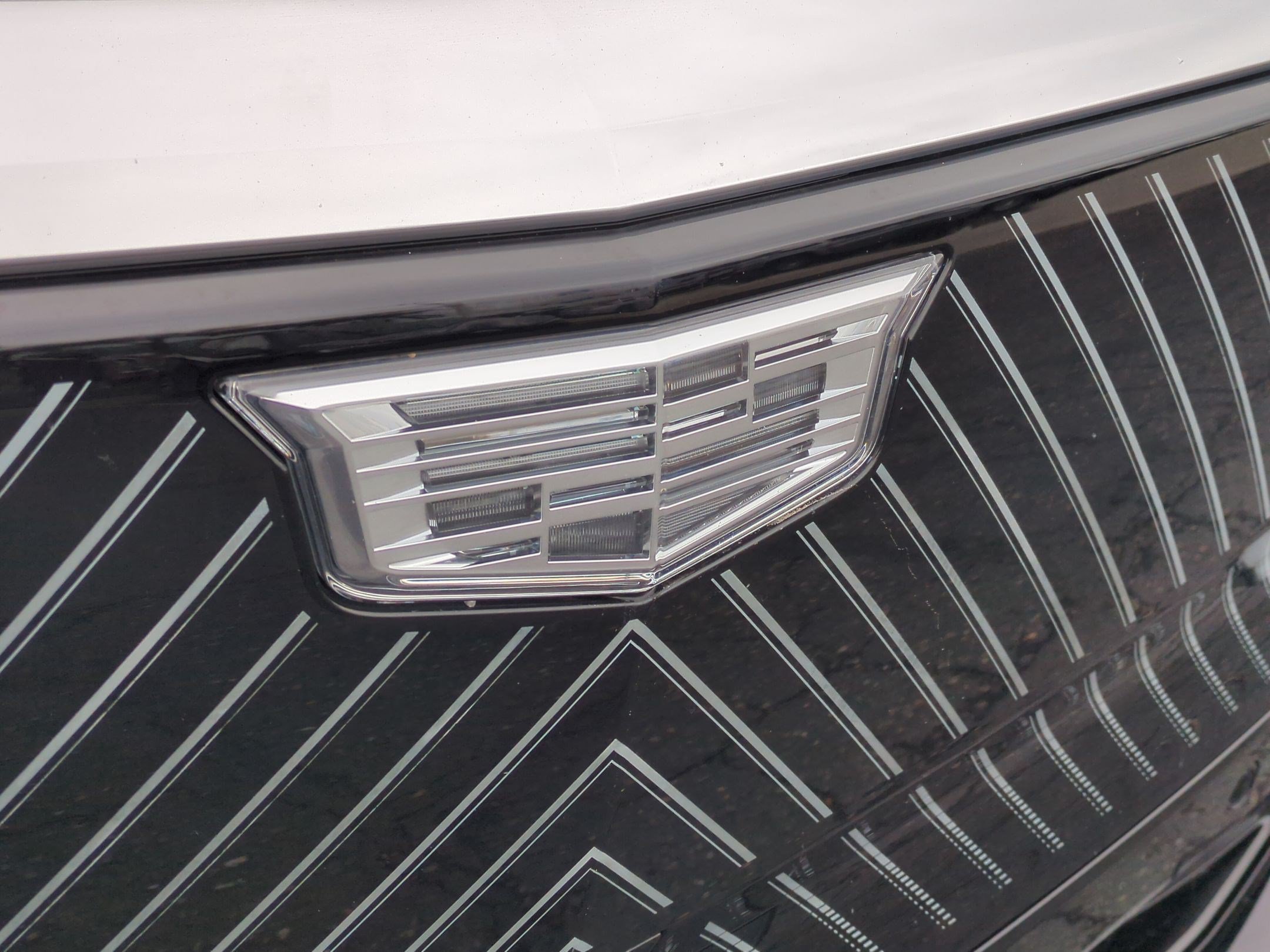 Used 2024 Argent Silver Metallic Cadillac Luxury image 14