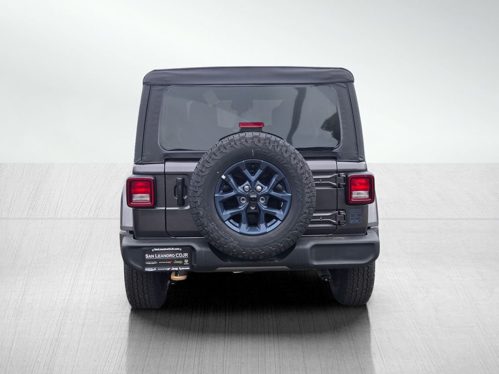 New 2026 Granite Crystal Metallic Clearcoat Jeep 85th Anniversary image 5