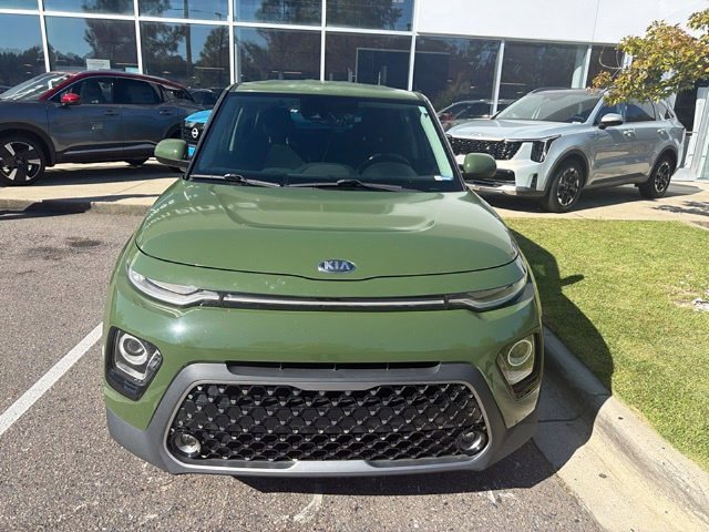 Used 2020 Green Kia EX image 9