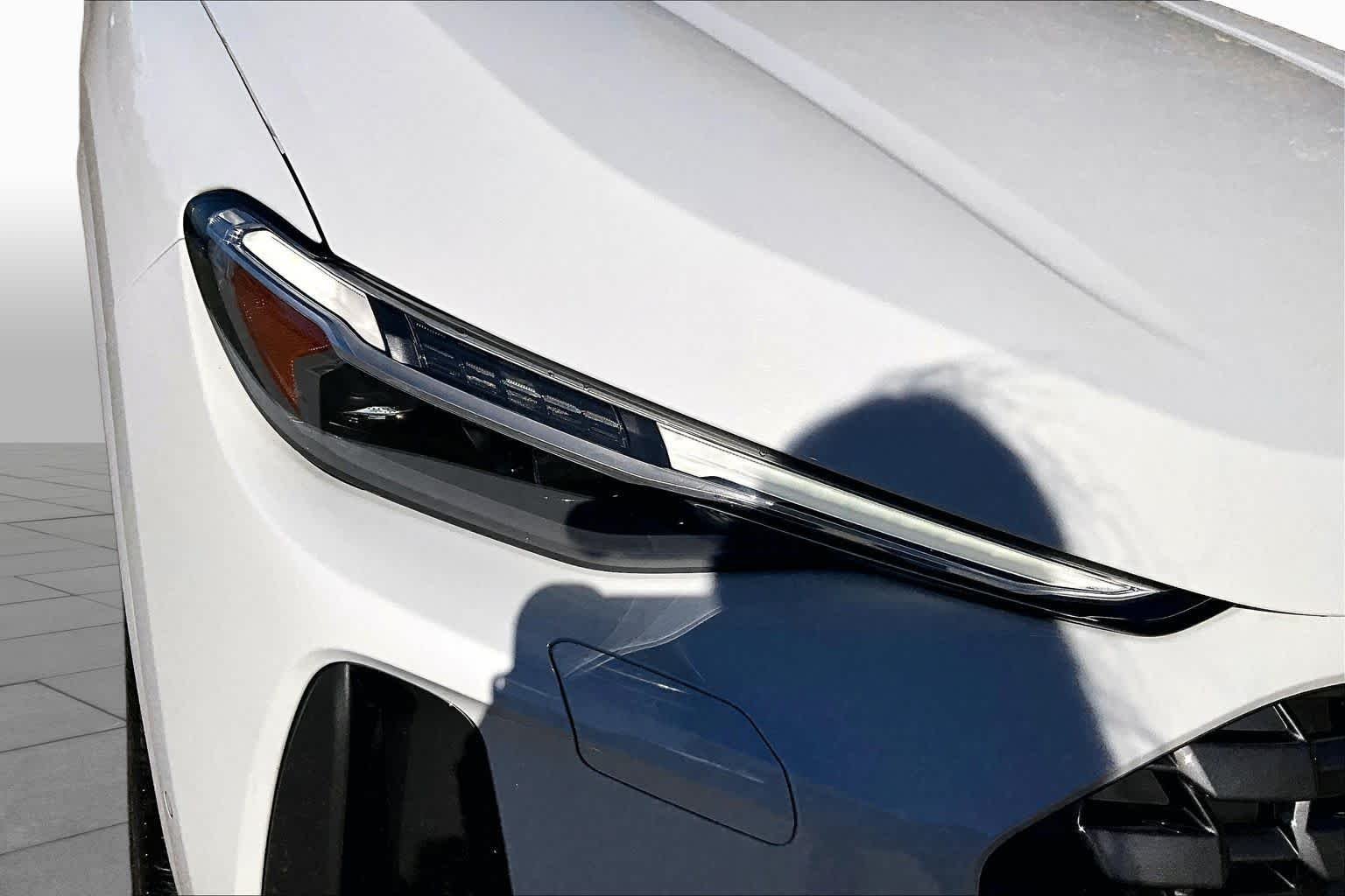 Used 2025 Glacier White Metallic Audi Premium Plus image 27