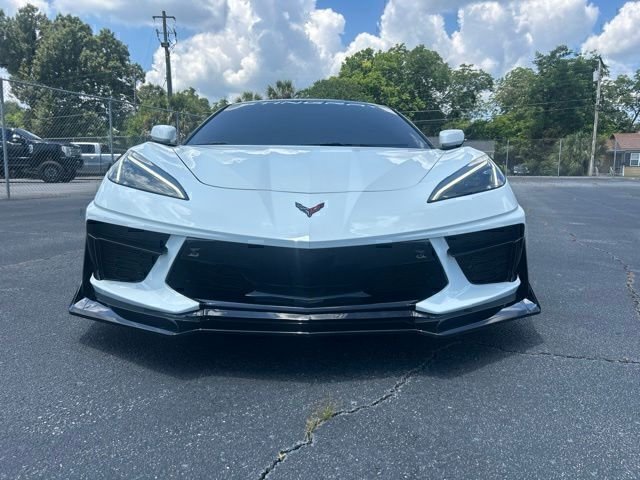 Used 2021 White Chevrolet Stingray image 7