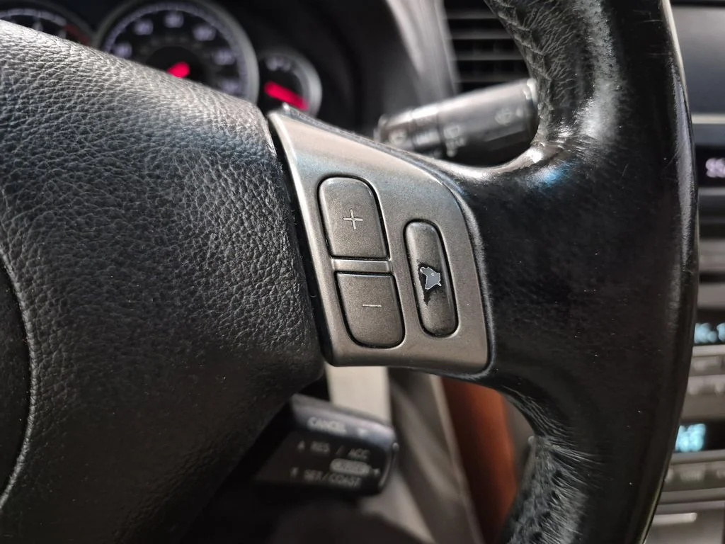 Used 2006 Green Subaru 3.0R image 24