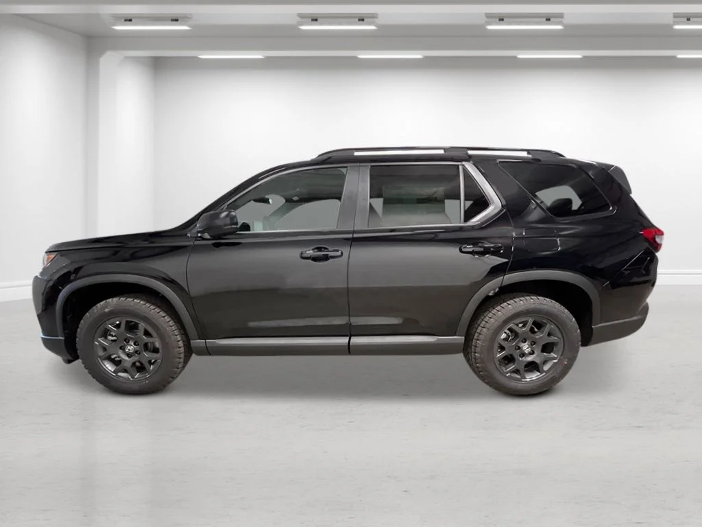 New 2026 Crystal Black Pearl Honda TrailSport image 2
