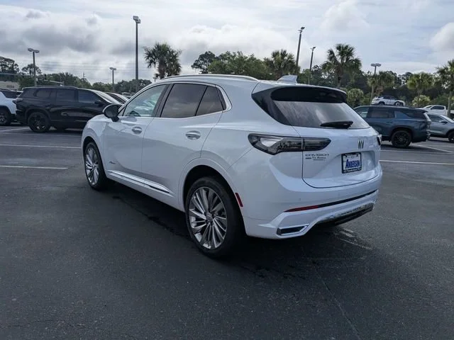 New 2026 Iridescent White Tricoat Buick Avenir image 5