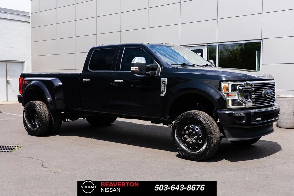 Used 2020 Black Ford Platinum image 1