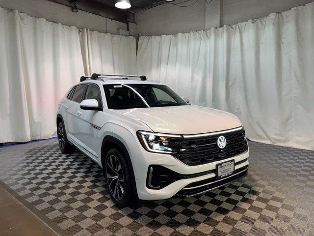 New 2026 Volkswagen Atlas Cross Sport 2.0T SEL Premium R-Line 4D