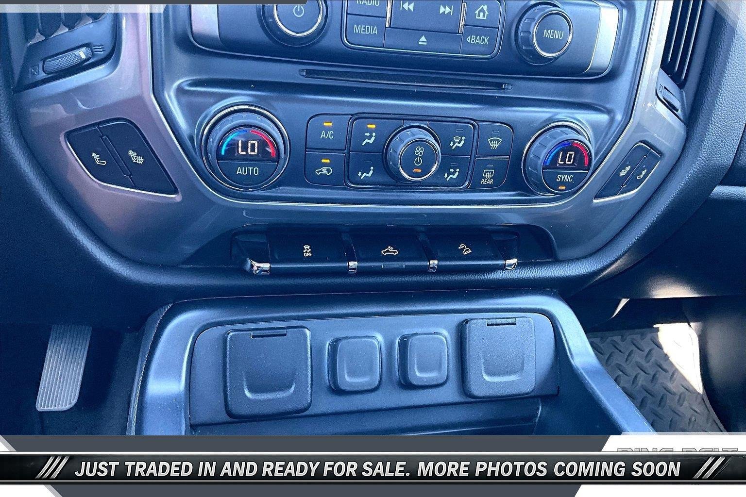 Used 2018 SILVER ICE METALLIC Chevrolet LT image 24