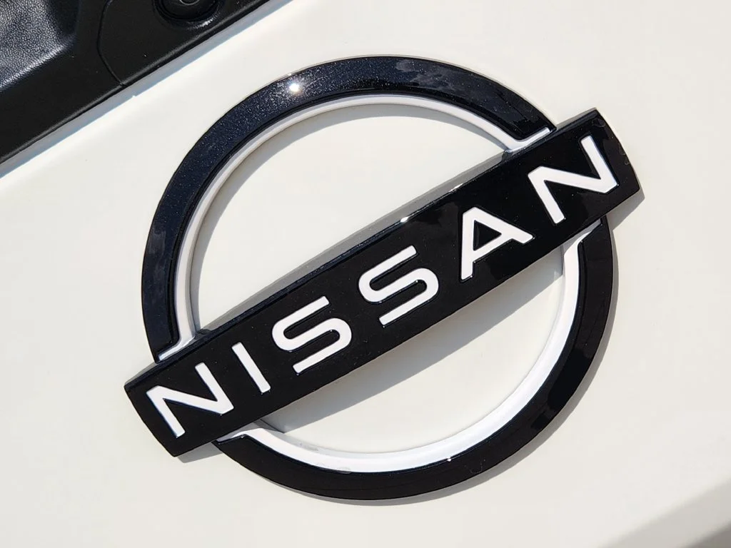 New 2027 White Nissan SV image 6