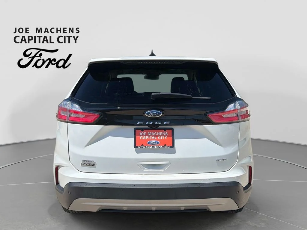 Used 2022 Star White Ford SEL image 6
