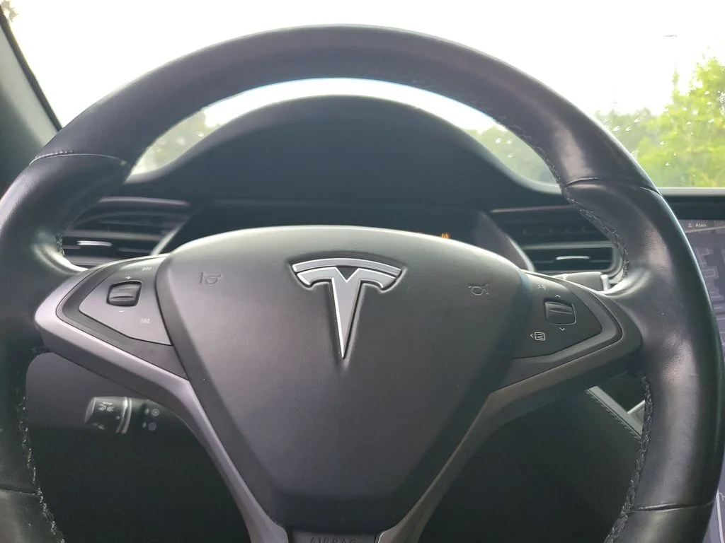 Used 2018 Gray Tesla  image 25
