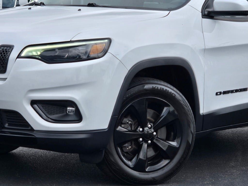 Certified 2020 Jeep Cherokee Altitude with VIN 1C4PJMLX7LD622829 for sale in Plano, IL