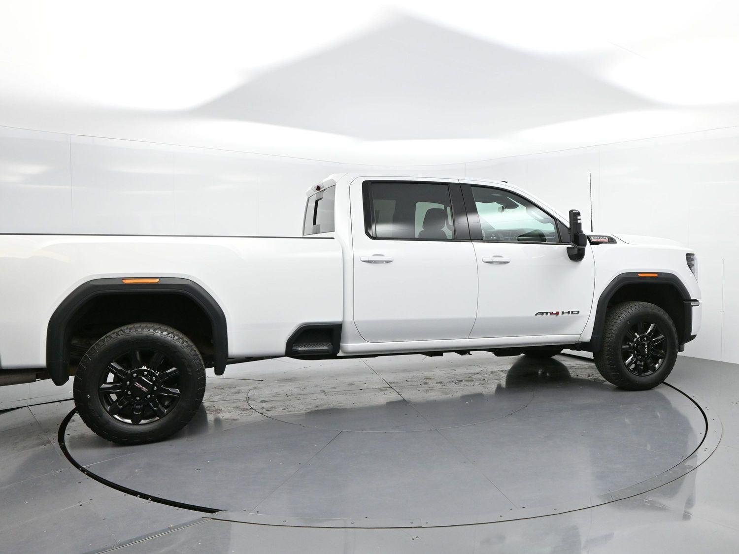 Used 2024 Summit White GMC AT4 image 8
