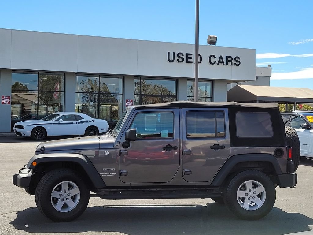 Used 2018 Gray Jeep Unlimited Sport image 7