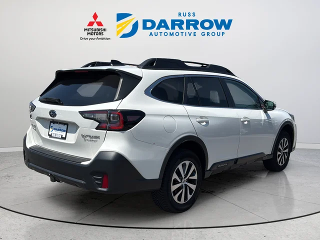 Used 2022 White Subaru Premium image 5