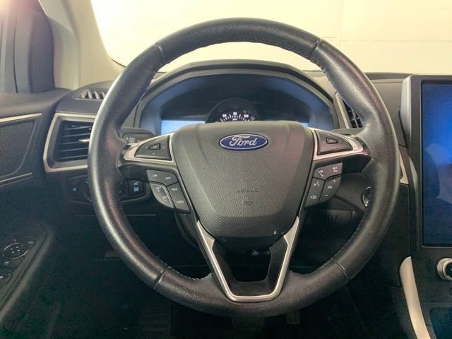 Used 2024 Gray Ford SEL image 28