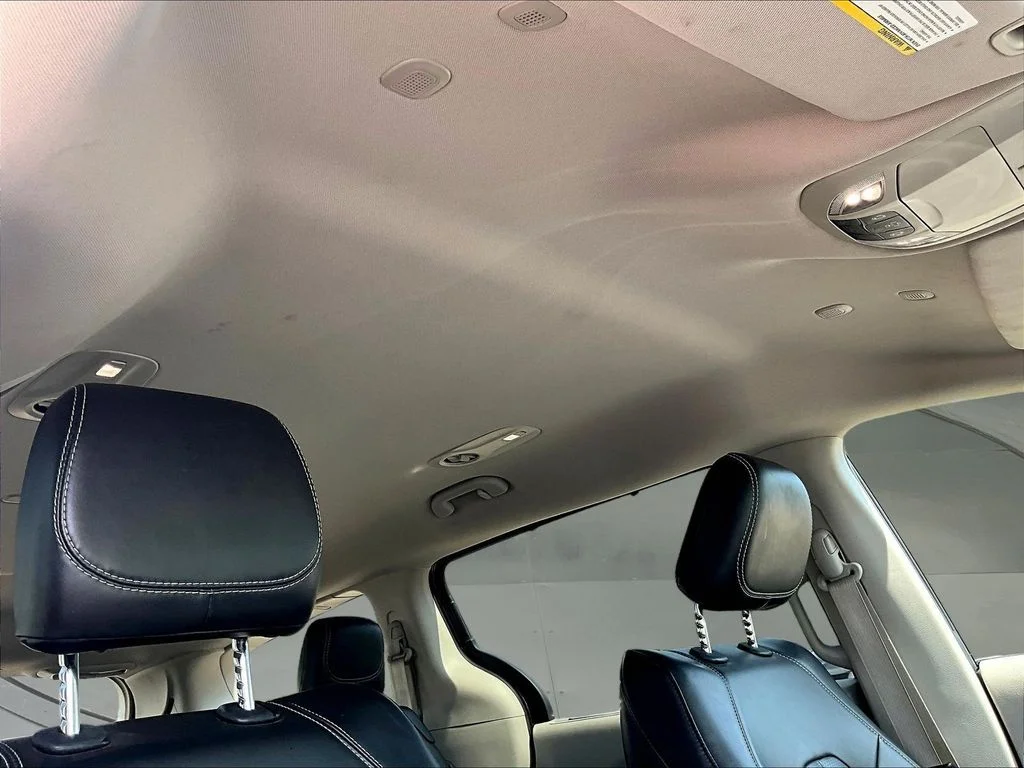Used 2023 Gray Chrysler Touring L image 31