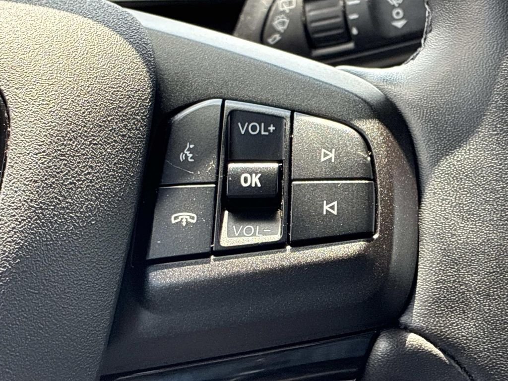 Used 2024 Gray Ford Select image 25