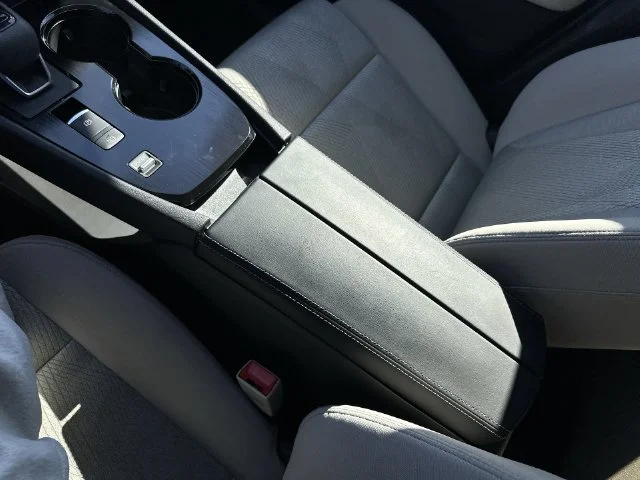 Used 2025 Red Nissan SV image 21