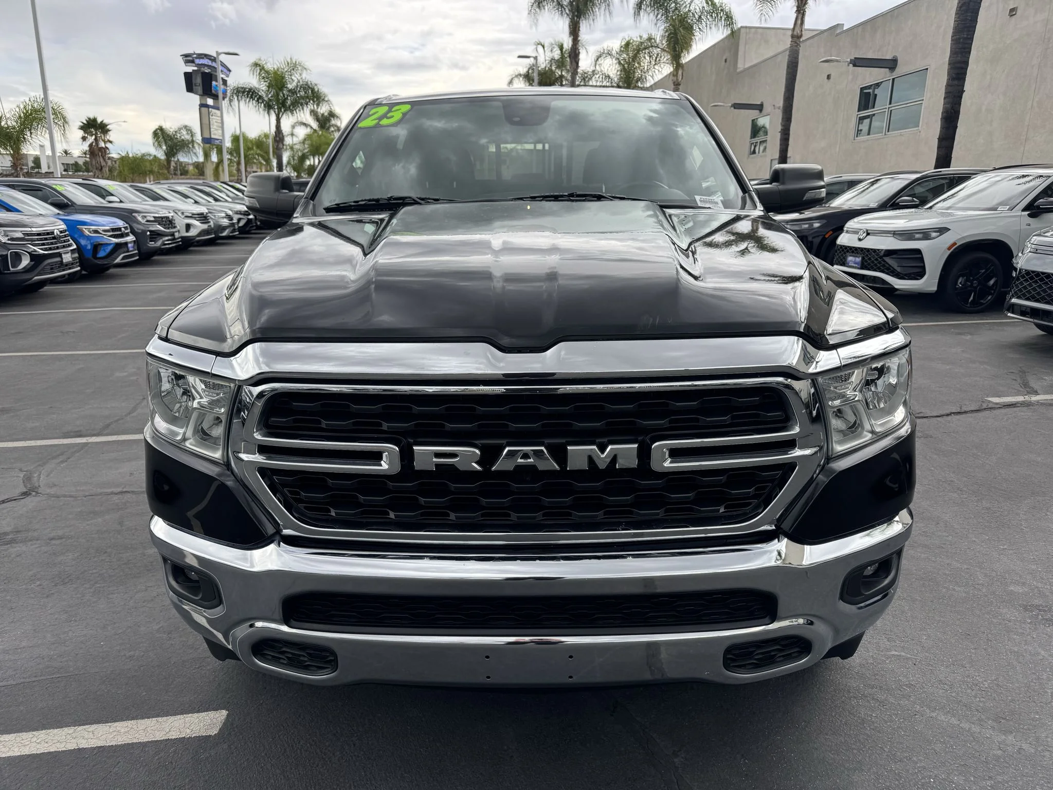 Used 2023 DIAMOND BLACK CRY Ram Big Horn image 2