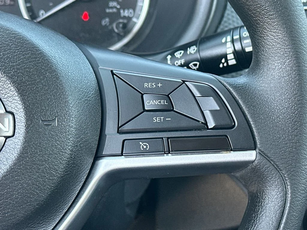Used 2022 Gray Nissan S image 21