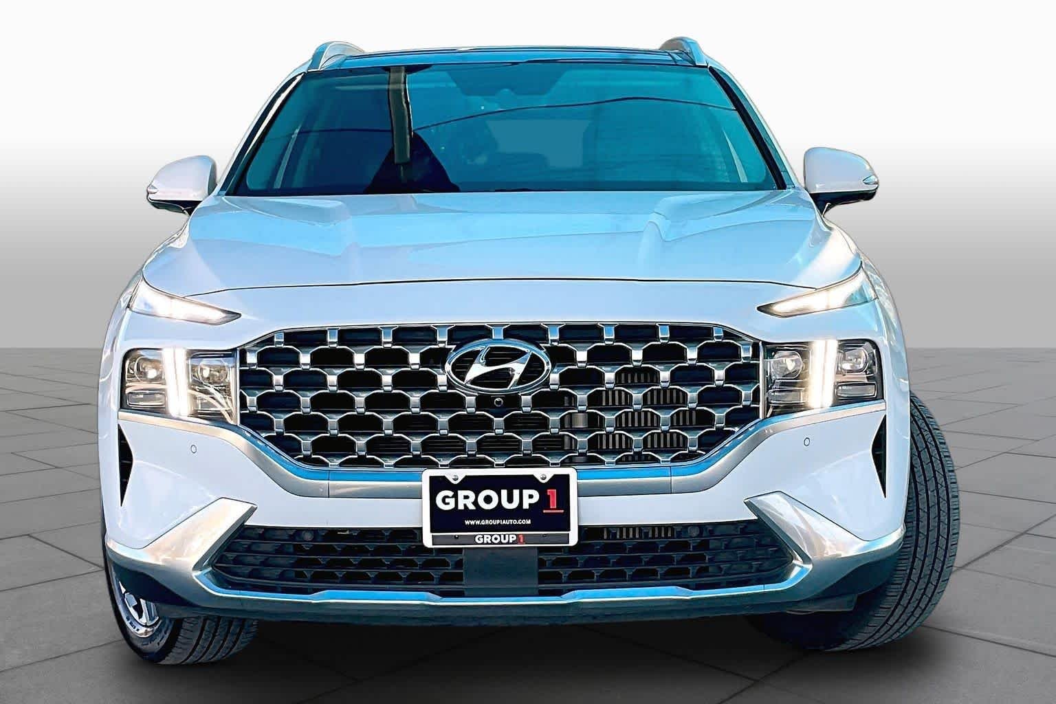 Used 2022 Quartz White Hyundai Limited image 4