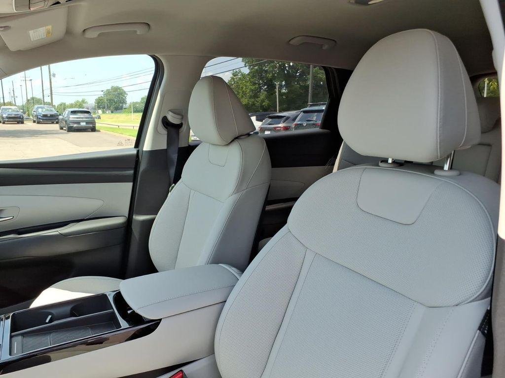New 2026 Gray Hyundai SEL Convenience image 15