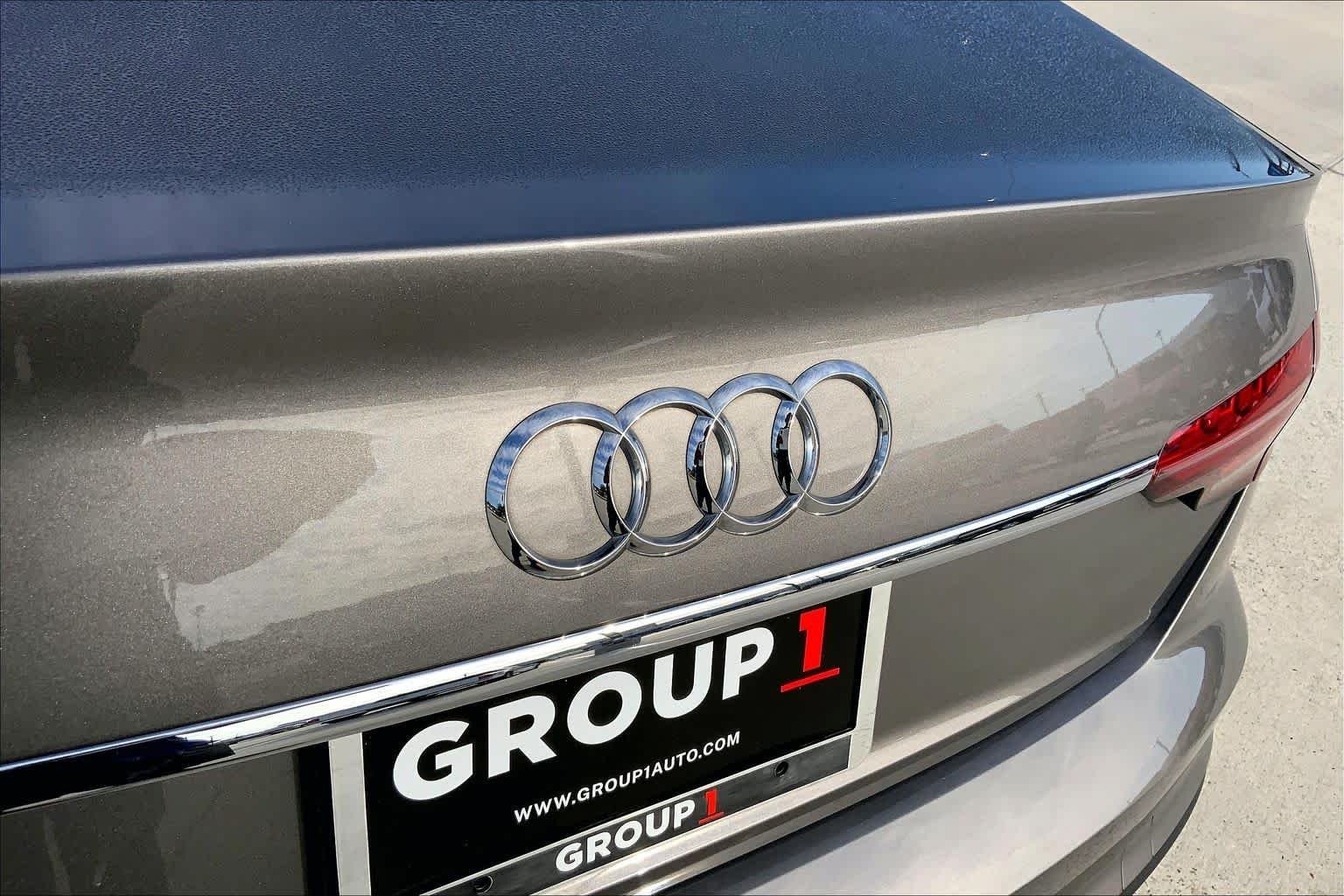 Used 2020 Manhattan Gray Metallic Audi Premium Plus image 31