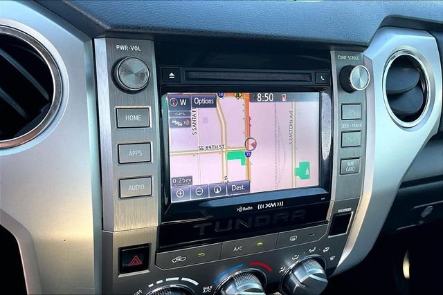 Used 2014 Silver Toyota SR5 image 19