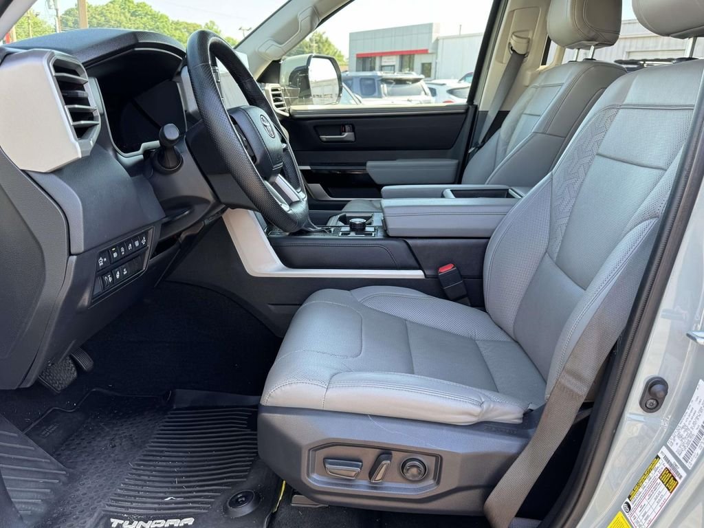 Used 2024  Toyota Limited image 19