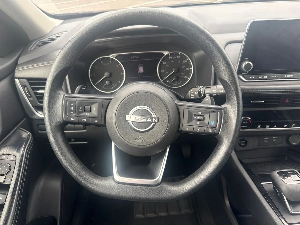 Used 2024 Deep Ocean Blue Pearl Nissan SV image 14