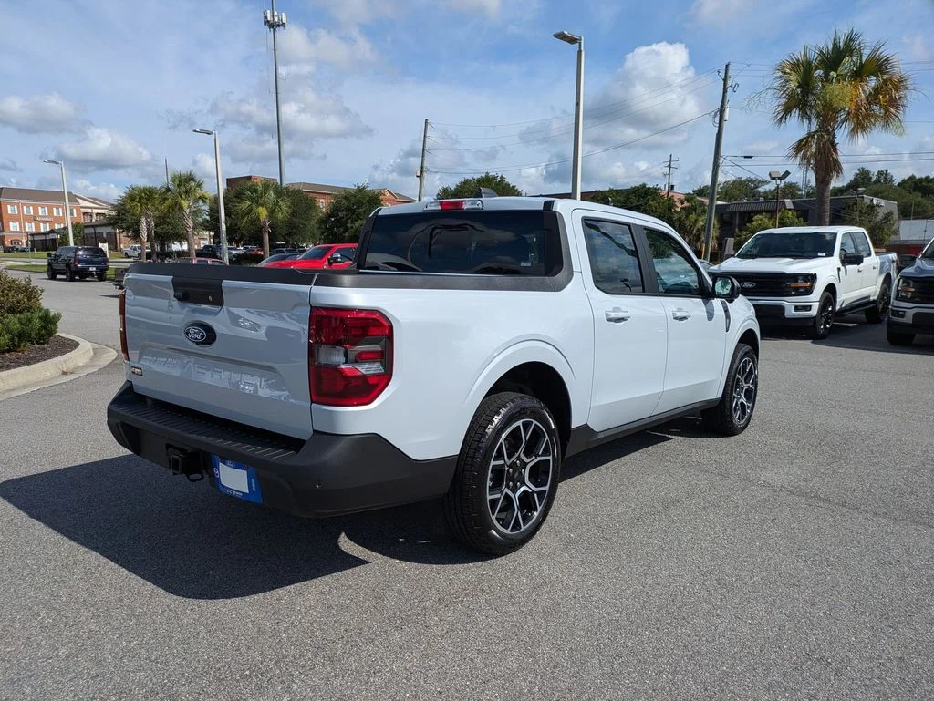 New 2026 Space White Metallic Ford Lariat image 4