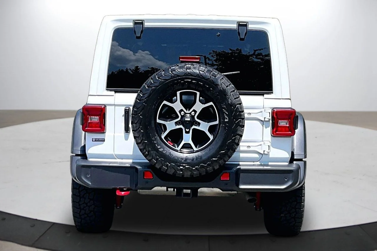 Used 2021 White Jeep Rubicon image 8