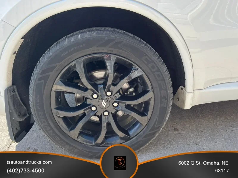 Used 2019 White Dodge R/T Sport Utility 4D image 10