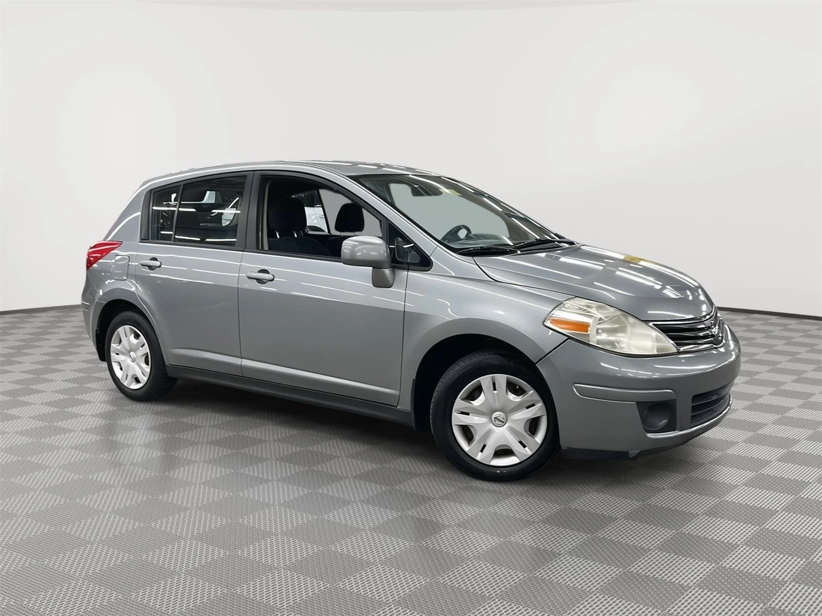 Used 2011 Magnetic Gray Metallic Nissan 1.8 S image 4