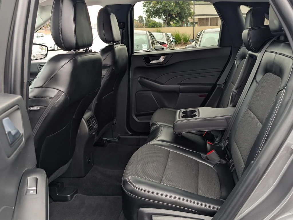 2024 Ford Escape PHEV - Photo 14