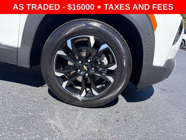 Used 2023 White Chevrolet LT image 8