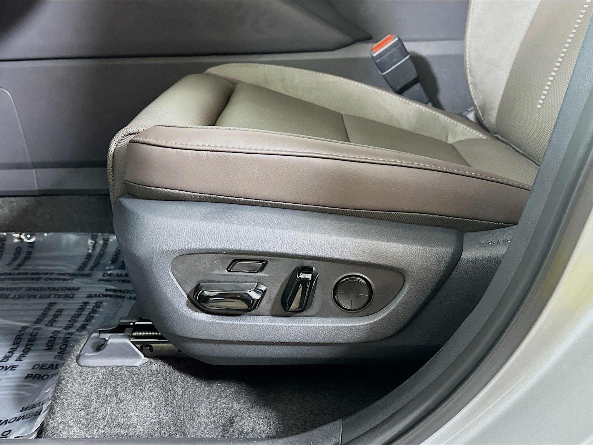 2026 Lexus TX 350 Luxury - Photo 19