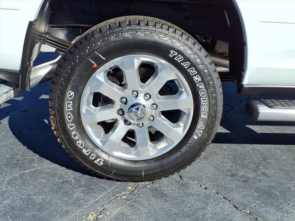2026 RAM 3500 Laramie - Photo 18