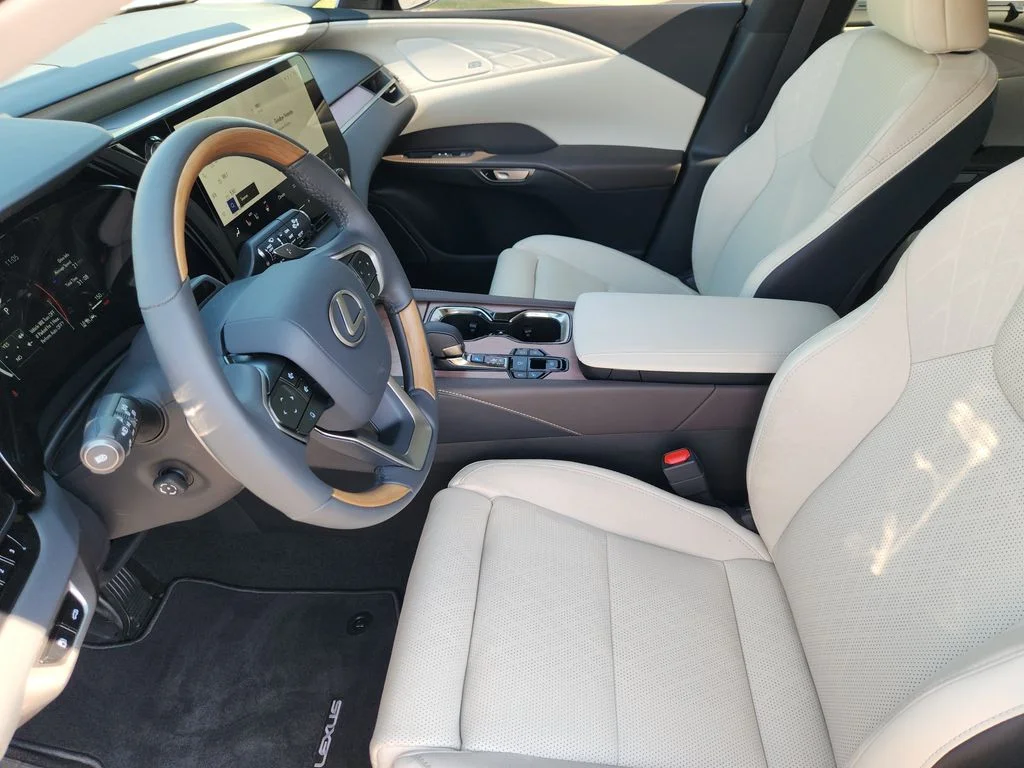 Certified Used 2026 Caviar Lexus 350 Luxury image 14