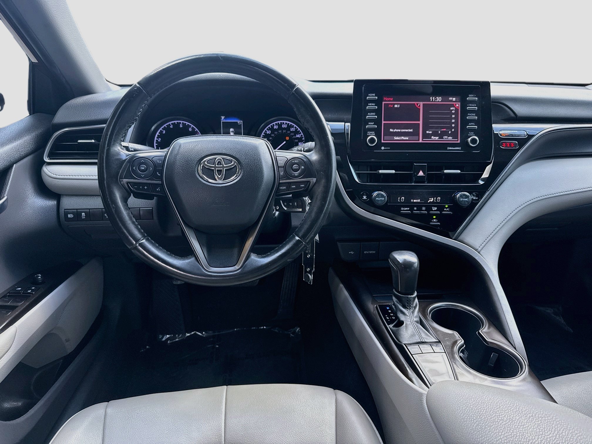 Used 2022 Red Toyota SE image 18