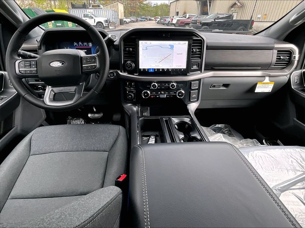 2026 Ford F-150 — photo 6