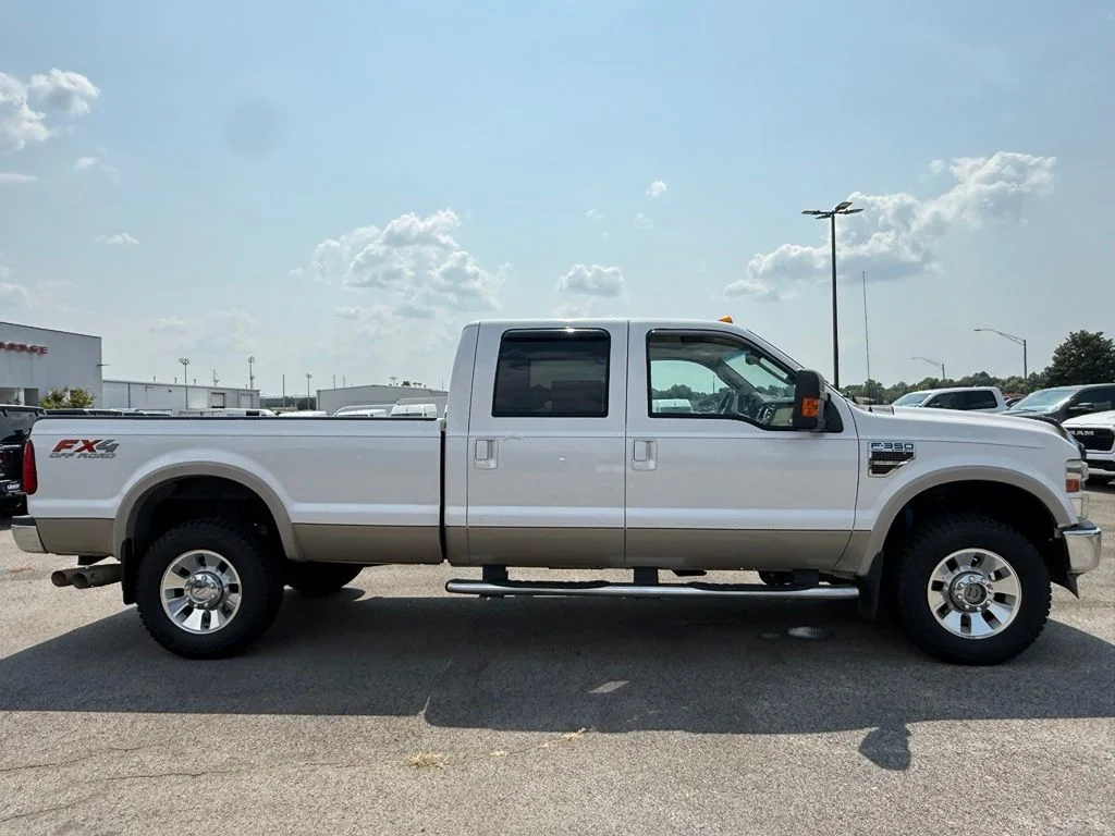 Used 2010  Ford  image 8