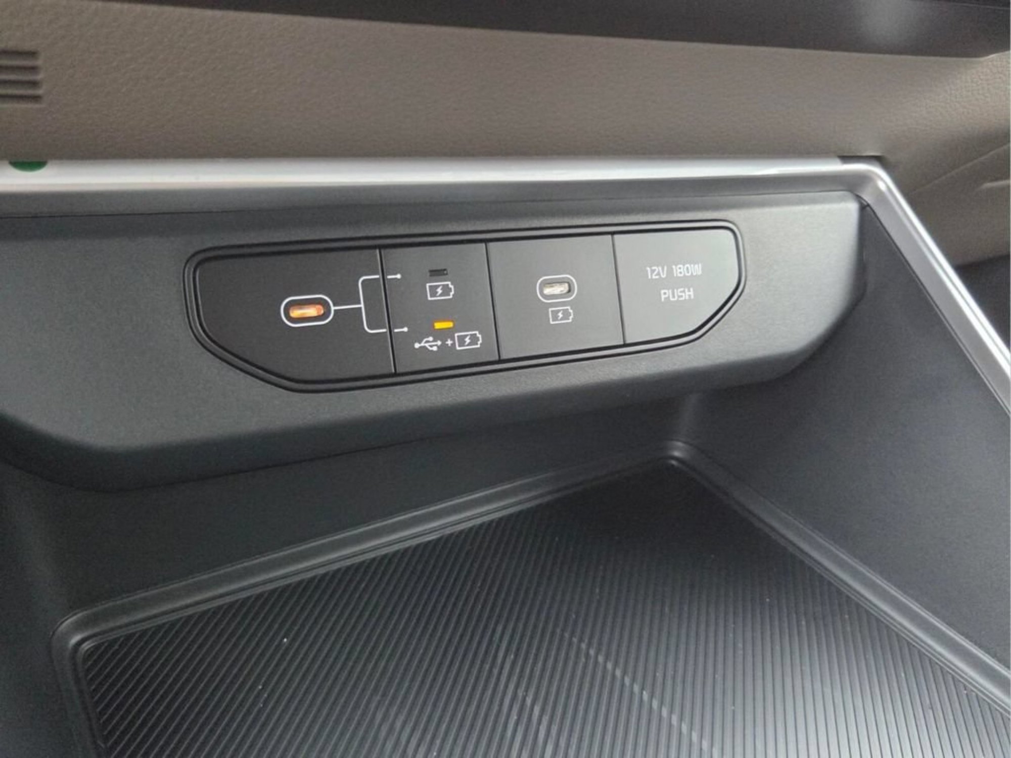 New 2027 Panthera Metal Kia LXS image 18