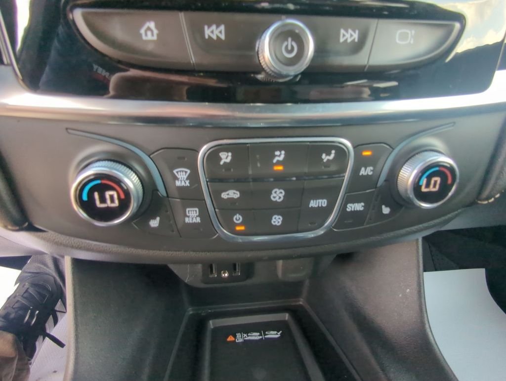 Used 2022 Silver Chevrolet LT Leather image 25