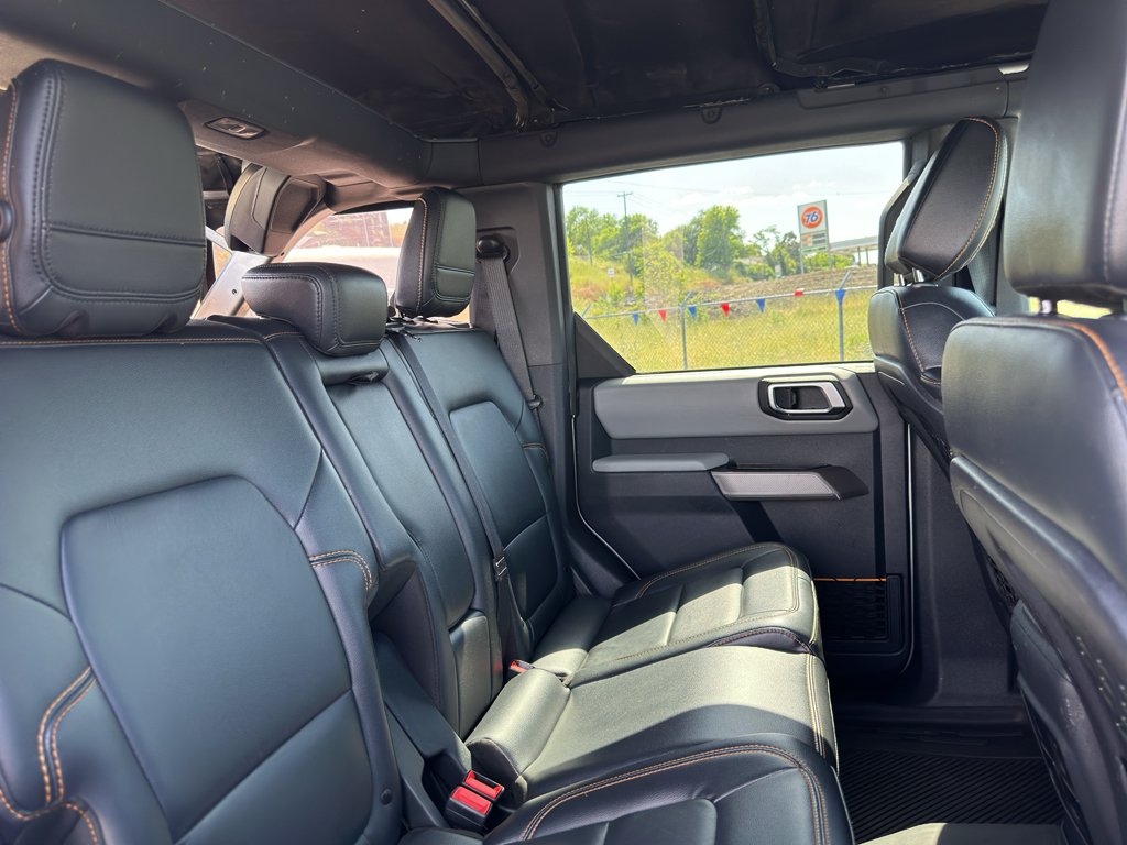 Used 2022 Iconic Silver Ford Badlands image 10