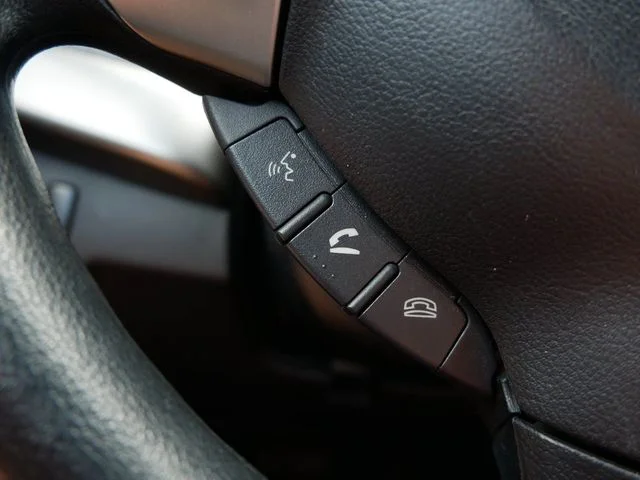 Used 2015 Rally Red Metallic Mitsubishi ES image 19