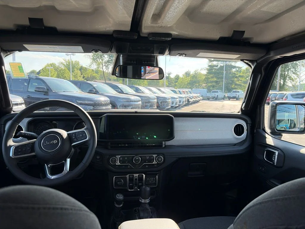 Used 2025 Black Jeep Sahara 4xe image 12