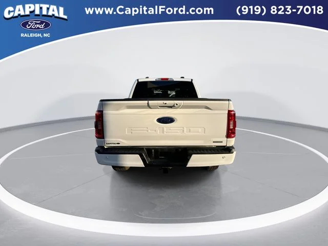 Used 2022 White Ford XLT image 7