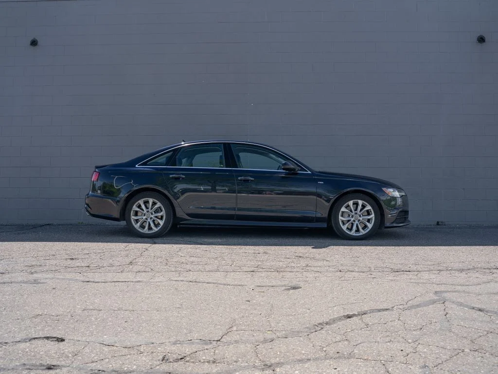 Used 2018 Blue Audi 2.0T Premium image 8