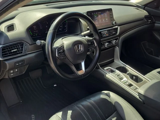 Used 2022 Silver Honda EX-L image 22
